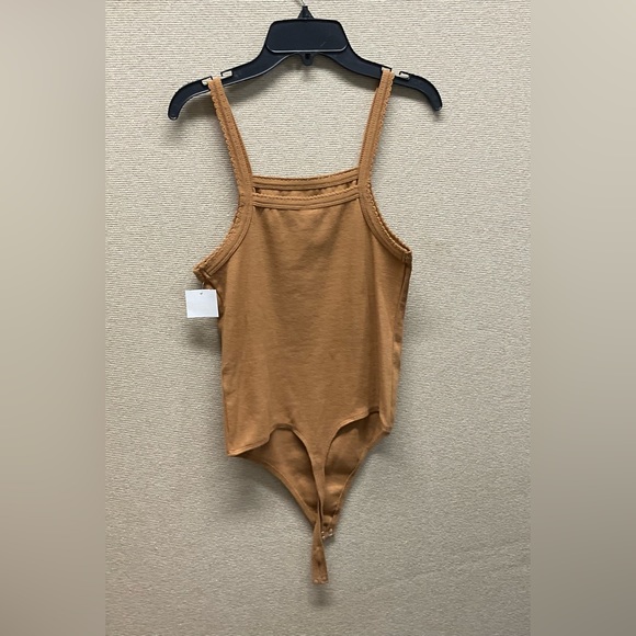 🌟 BP Ribbed Bodysuit - Picture 2 of 6